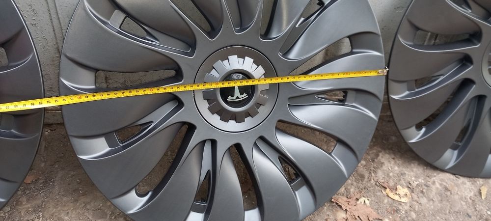 Capace janta tesla 52 cm