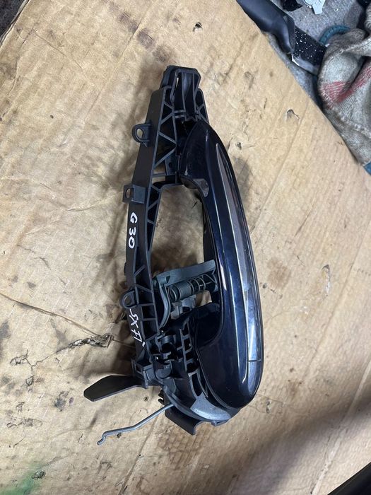 Maner keyless stanga fata bmw g30 2018