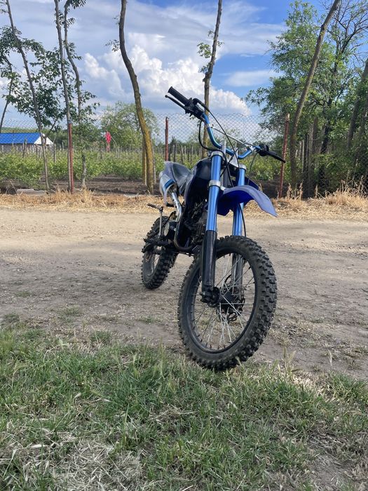 Vand cross 125 impecabil refacut tot nou