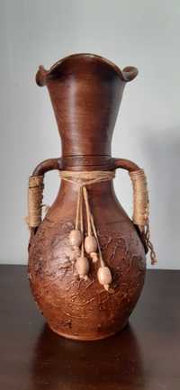 Vază de Marginea, ceramică decorativă cu sfoară și bile