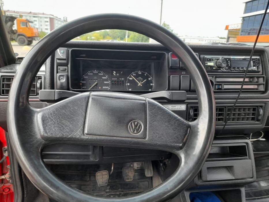 Машина Фольксваген