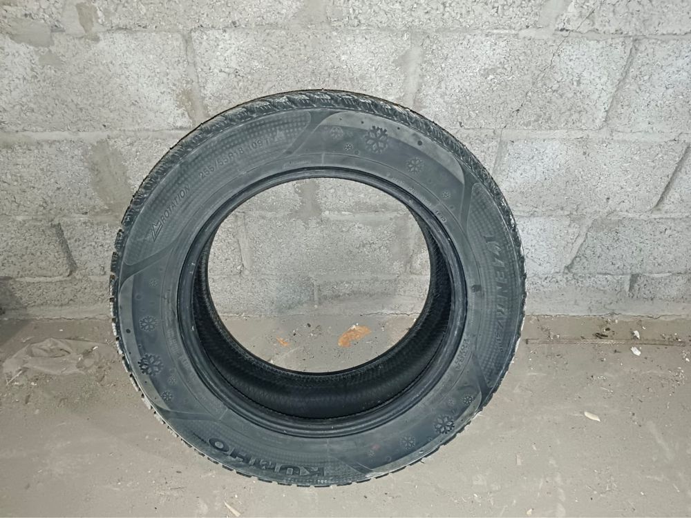 Продам шины зимние Kumho 255/55/R18