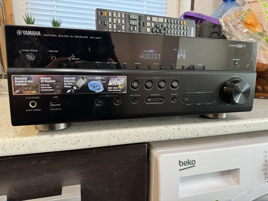Yamaha RX-V671 resiver