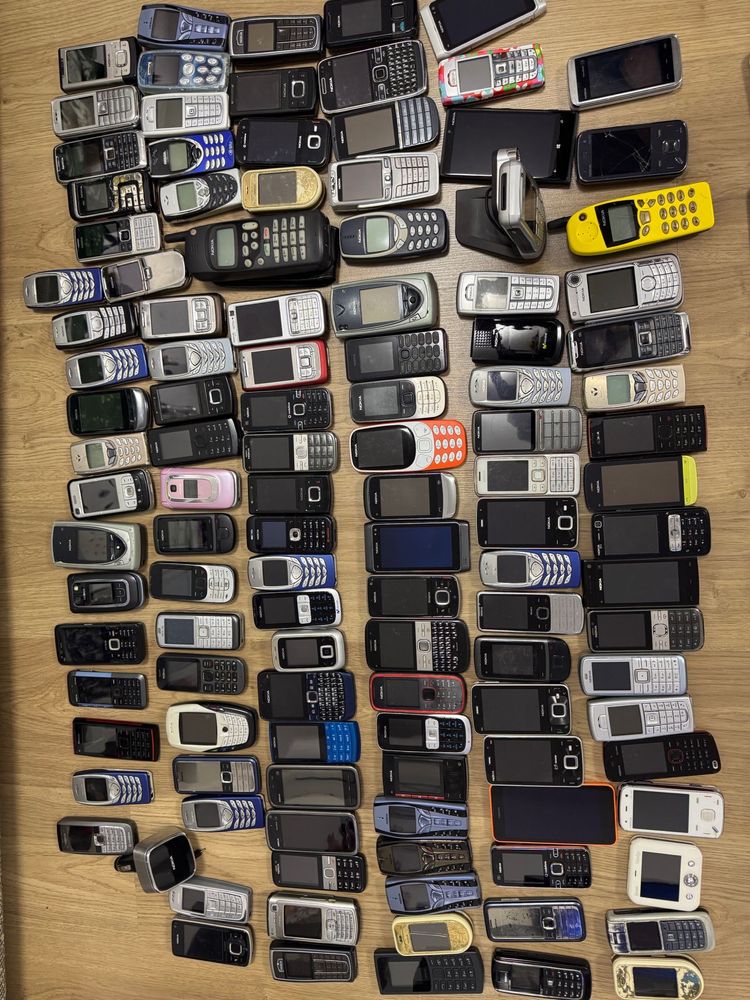 Lot Telefoane Vechi Nokia Samsung Sony Ericsson LG Philips Iphone