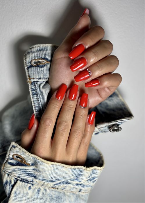 Manichiură & unghii cu gel  – Pitești (Gavana)