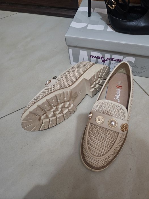 Дамски обувки мокасини