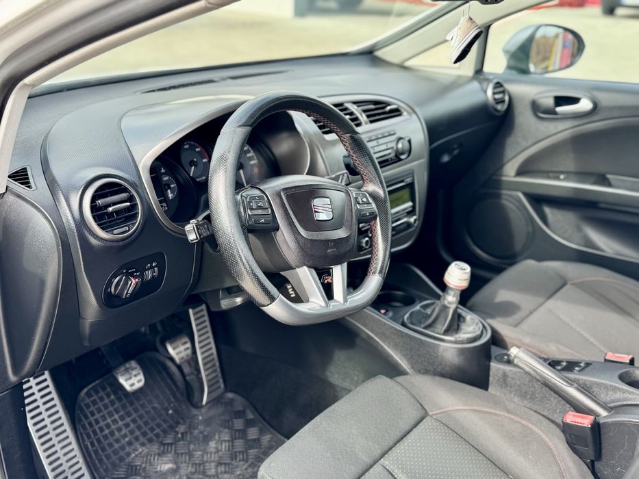 Seat LEON FR 2.0tdi - Primul Proprietar
