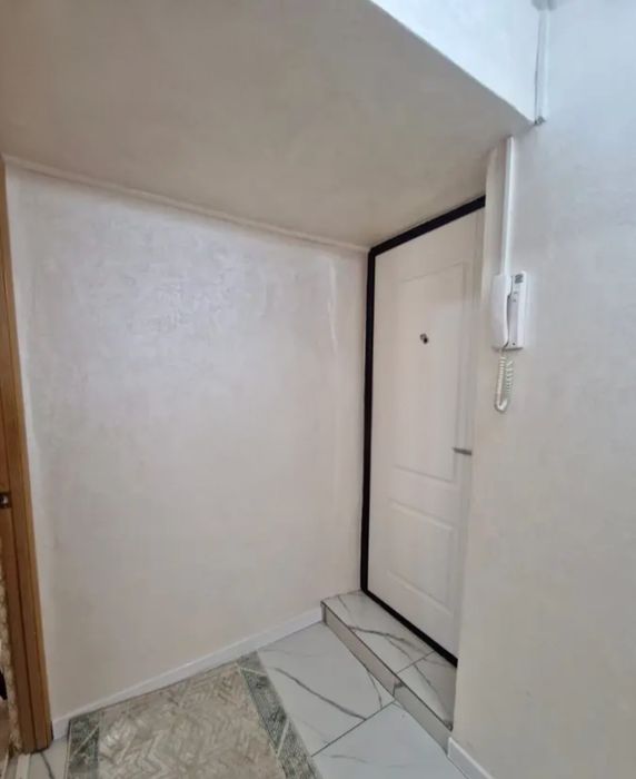 Продаём 4-х комнатную квартиру