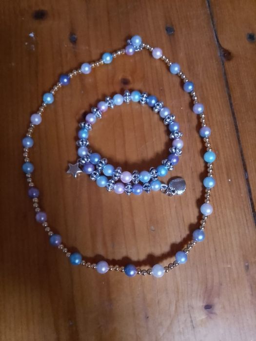 Vând set hand made