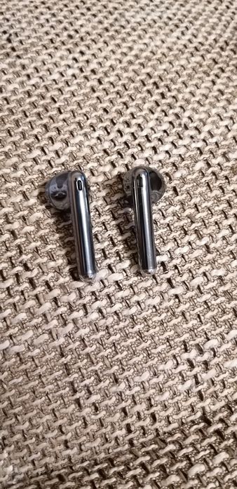 Huawei Freebuds 4 безжични слушалки