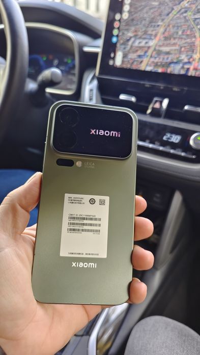 Vând Xiaomi 17 Pro Max