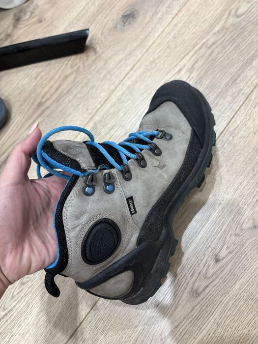 Продам ботинки зимние