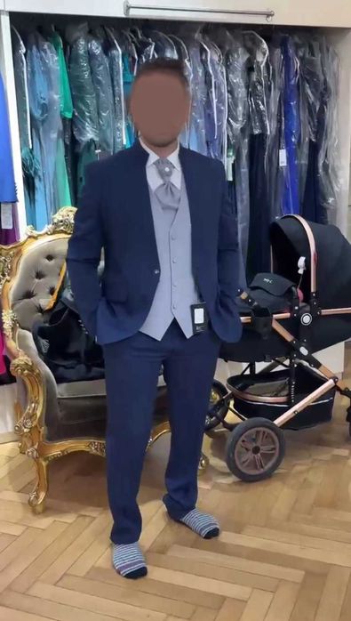 Costum de nuntă, mire, ca nou, redus de la 2400 lei