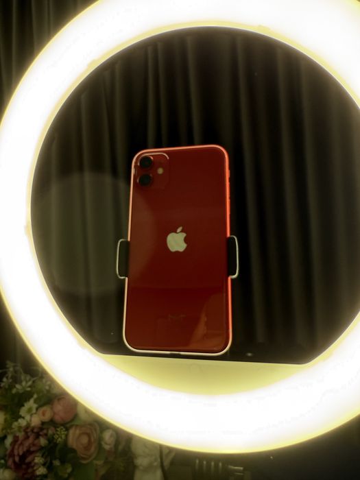 Продам Айфон 11/64G