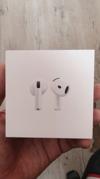 AirPods 4 sigilate