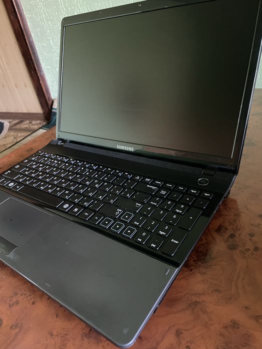 Samsung core i3 sotiladi