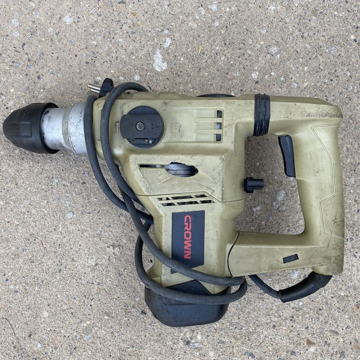 Перфоратор CROWN 1500w