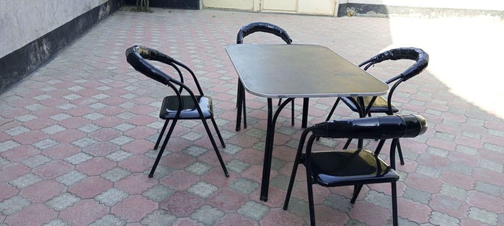 СРОЧНО: Сотилади Стол стул комплект 600 минг