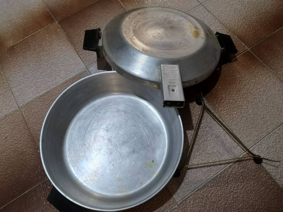 Електрическа тенджера