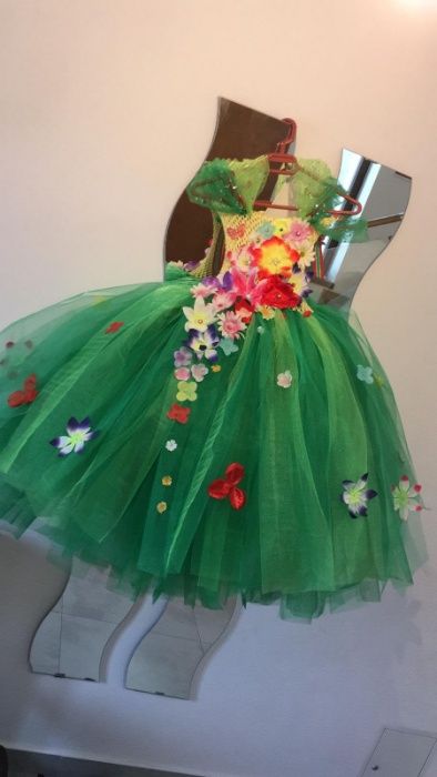 Rochita TUTU Printesa Primaverii Zana Florilor Padurii serbare carnava