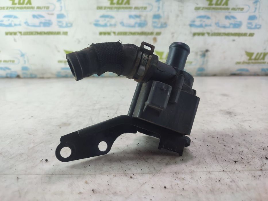 Pompa recirculare apa 059121012A 4.2 tdi CDSB Audi A6 4G/C7 [facelift