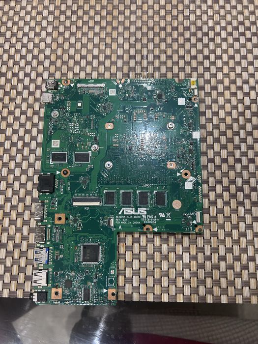 ASUS X541UVK Placă de Bază - i5/ + NVIDIA - Funcțională