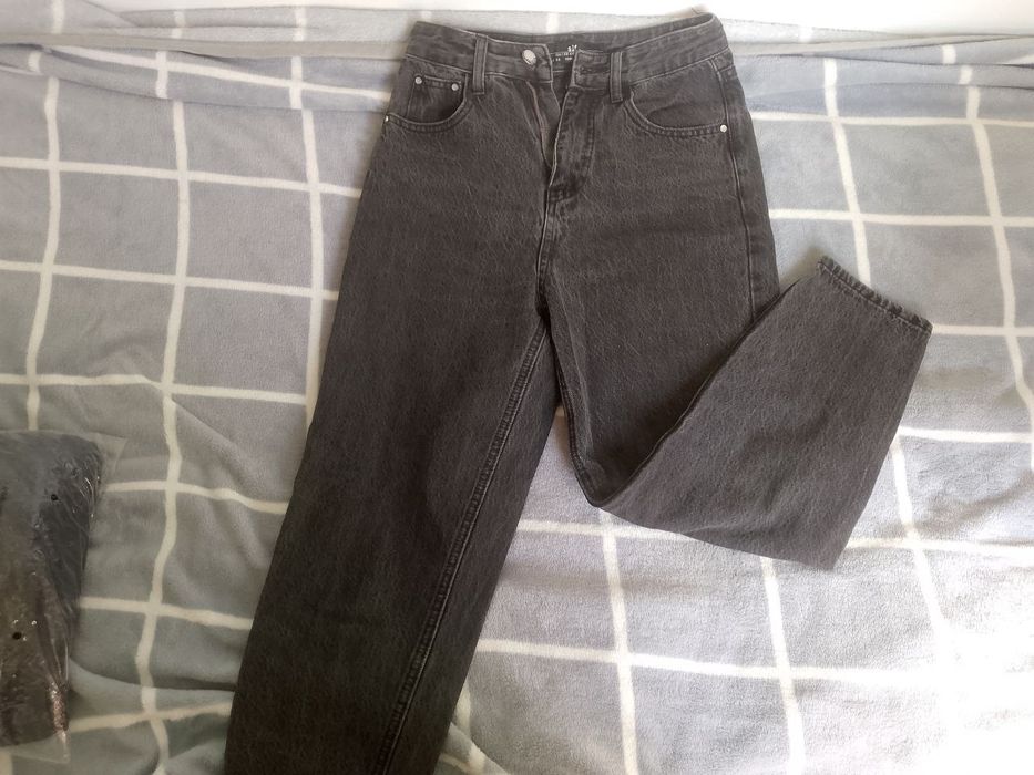 Темно серые,женские джинсыРазмер 25.Бренд slf