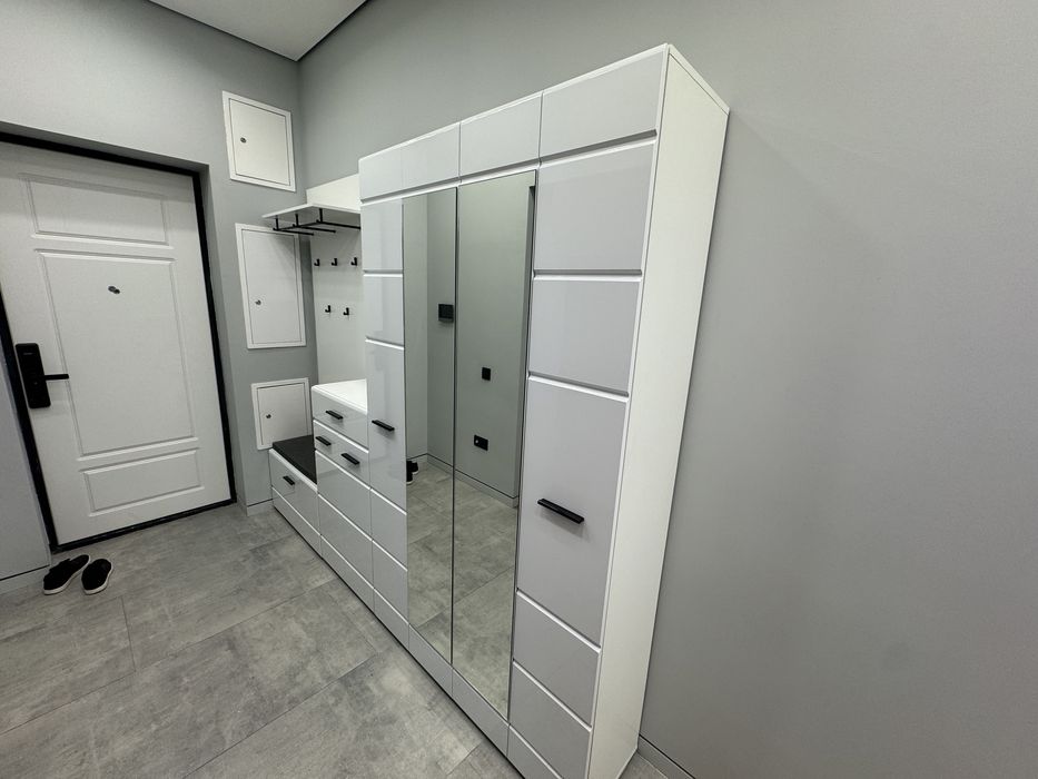 Прихожая, полный комлект ЛДСП