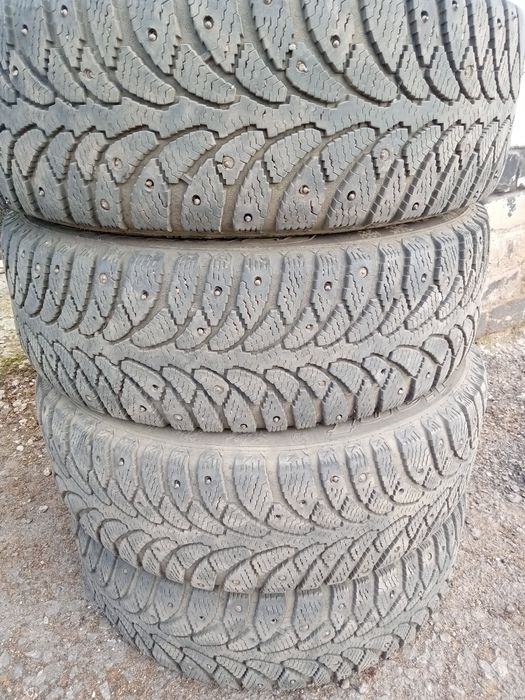 Продам шины 195/65/r15