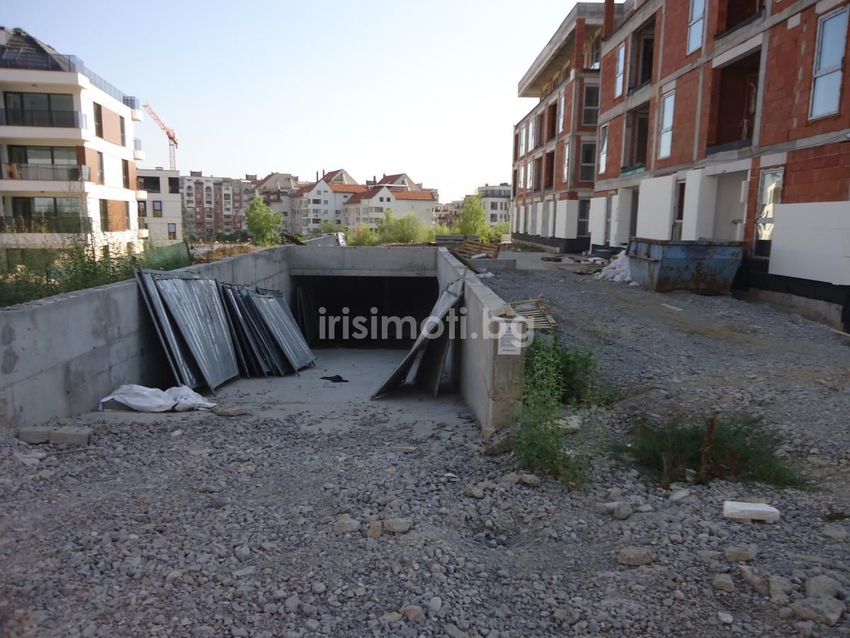 Продава се Двустаен апартамент в София, Малинова долина - 68 кв.м за 1692 €/кв.м - Снимка #4