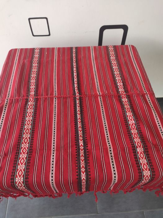 Fata de masa traditionala 100 x 93 cm