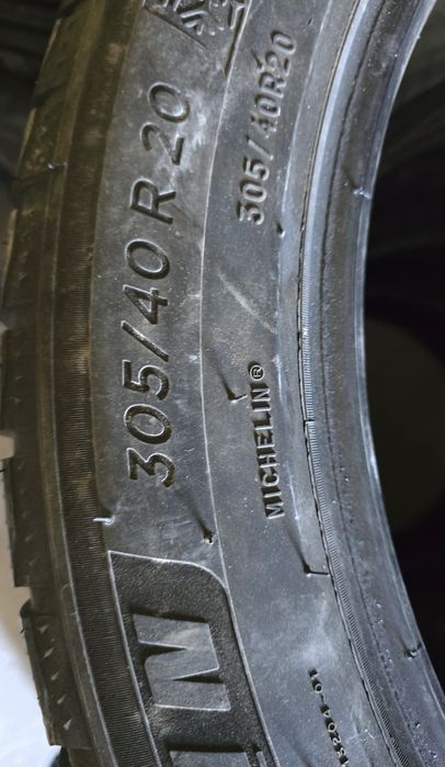 305/40 R20 Michelin Iarna 2buc