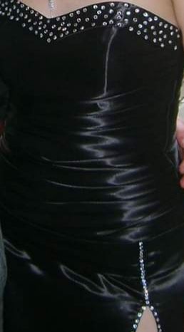 Елегантна бална рокля