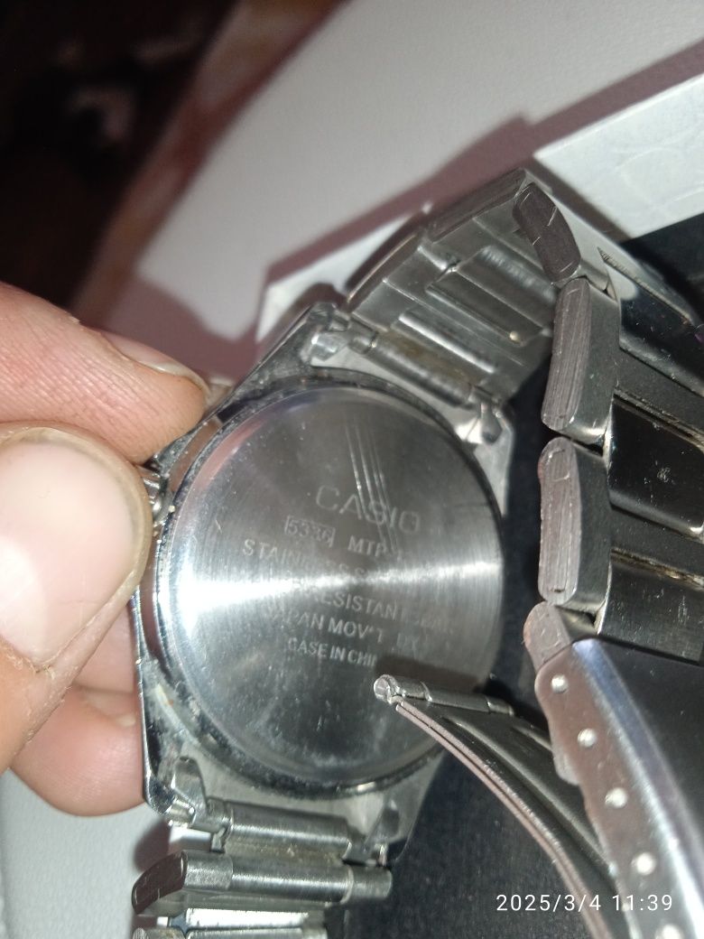 Часы наручные casio