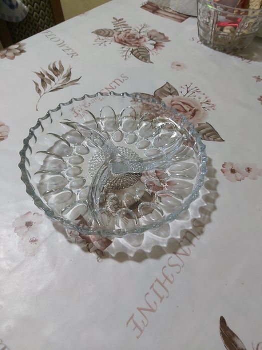 Продам разные хрустальные вазы