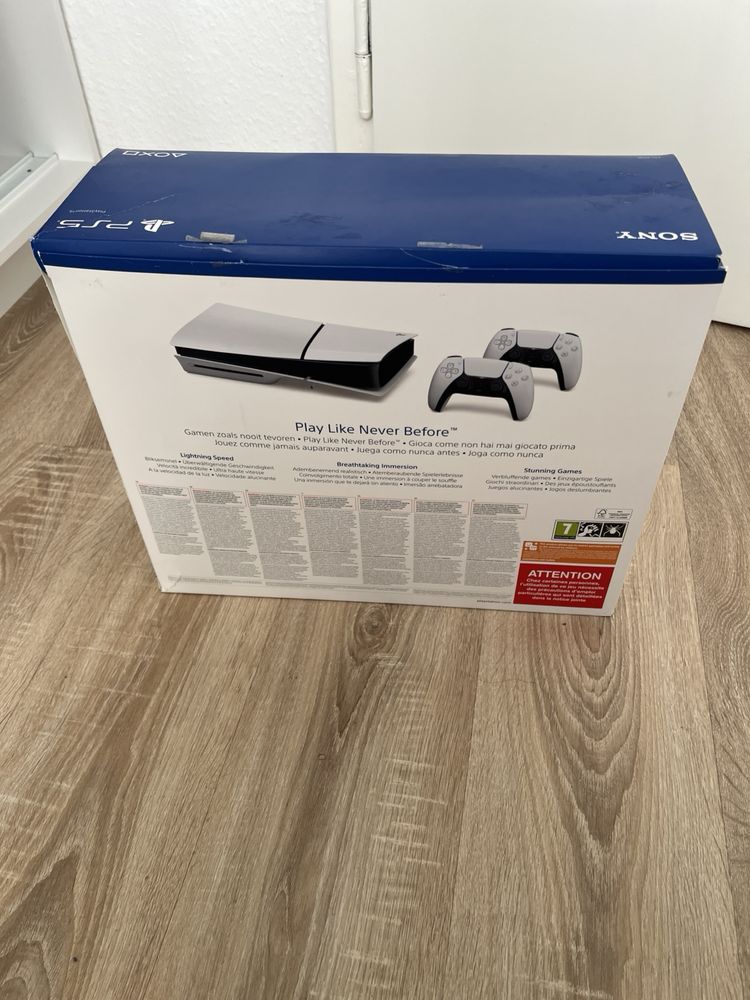 Vand PS 5 doua controlere 1000GB