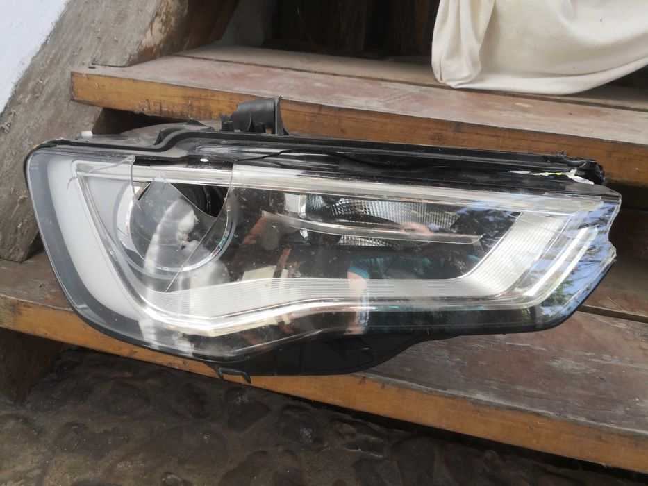 Фар Audi A3 8V LED Bi-Xenon десен /Фар Ауди А3 ксенонов Оригинален