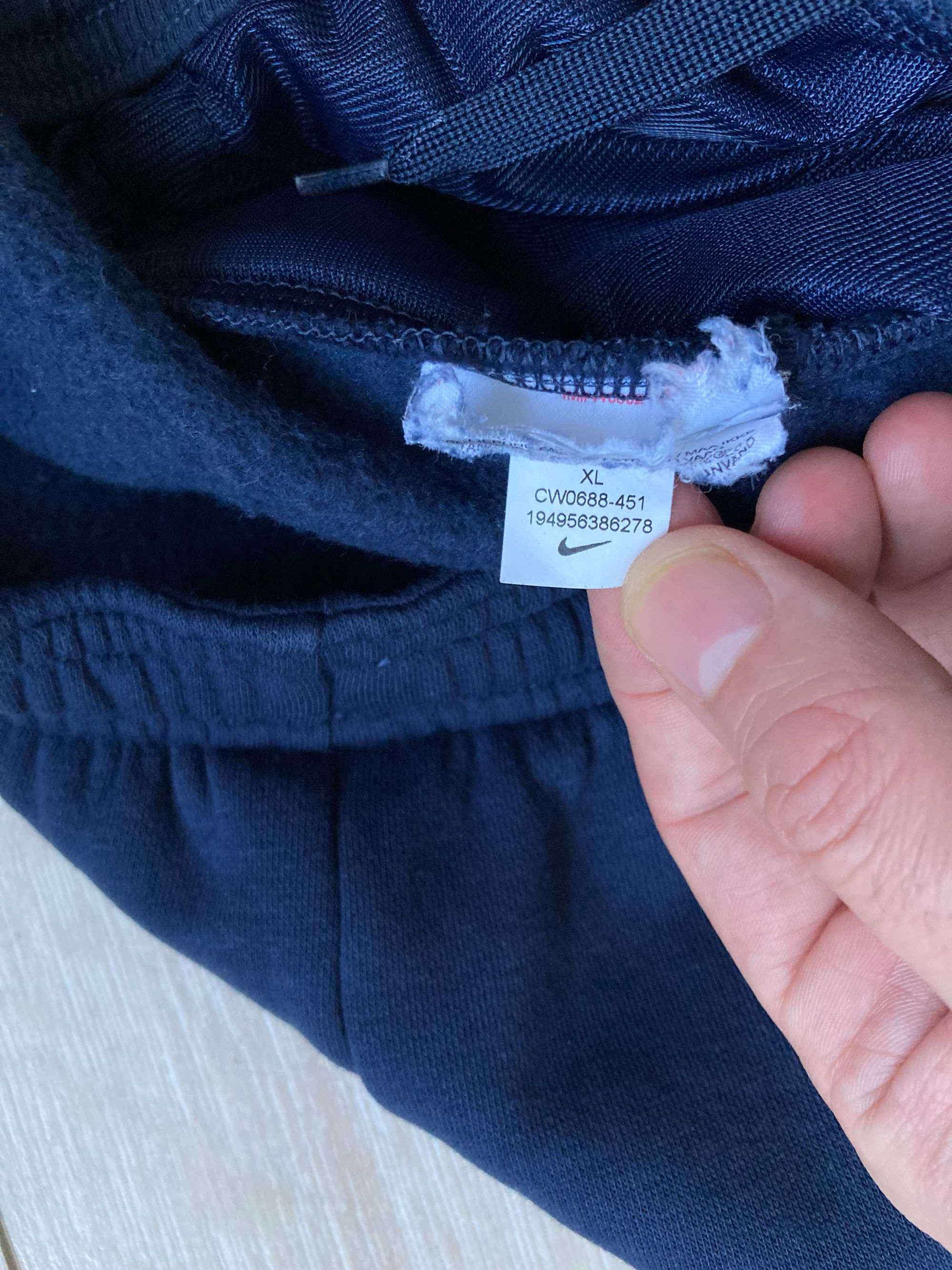 Найк Nike fleece Барселона Barcelona долнище долница размер S