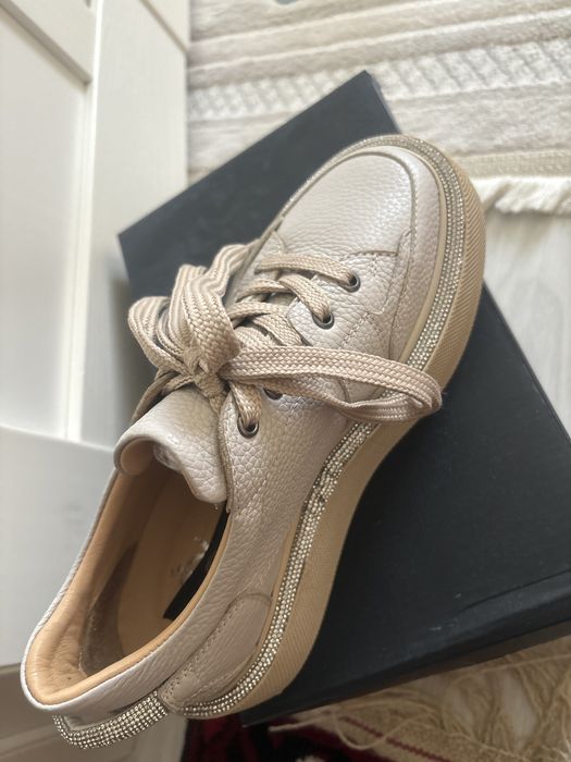 Кожа аяк кийим кросс новый кийлмеген арзан берем