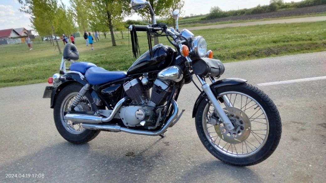 Motocicleta Yamaha Virago 250 cmc