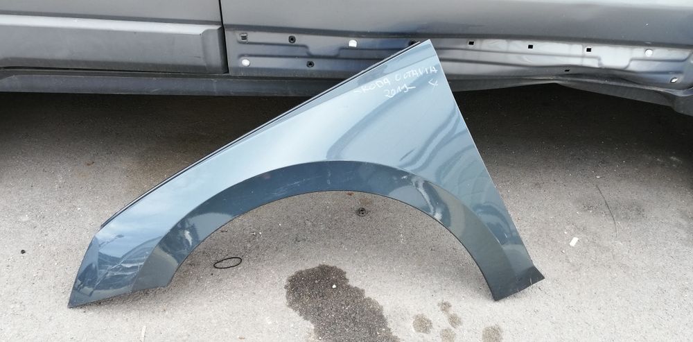 2 броя ляв калник Skoda Octavia 4 2019-