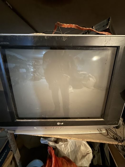 Тиливизор 3 та рабочи холатда курсатади