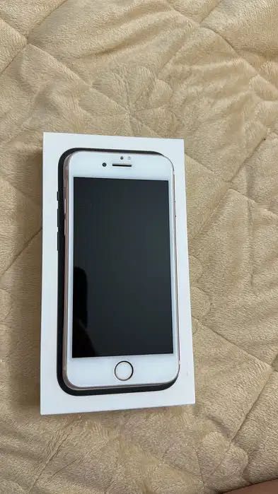Iphone 7 -32 GB + husa