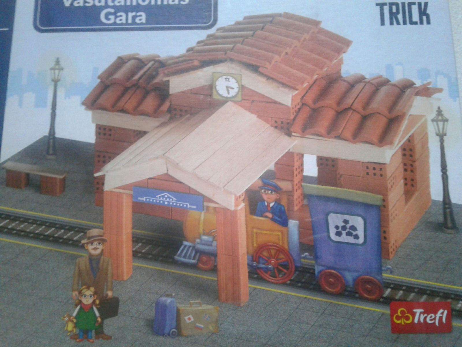 Set construieste Gara cu Trefl BrickTrick,material lut & lemn, sigilat