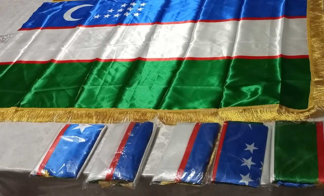 Zarli Bayroq O'zbekistonimiziki Flag of Uzbekistan Флаг Узбекистана