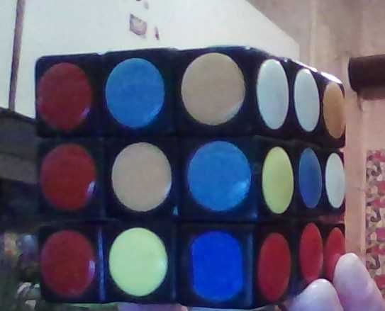 Класически  Куб на  Рубик  3x3x3 с цветни пластини,Пъзел
