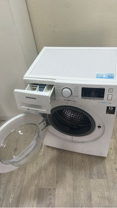 Продам Стиральную машинку Samsung 7kg
