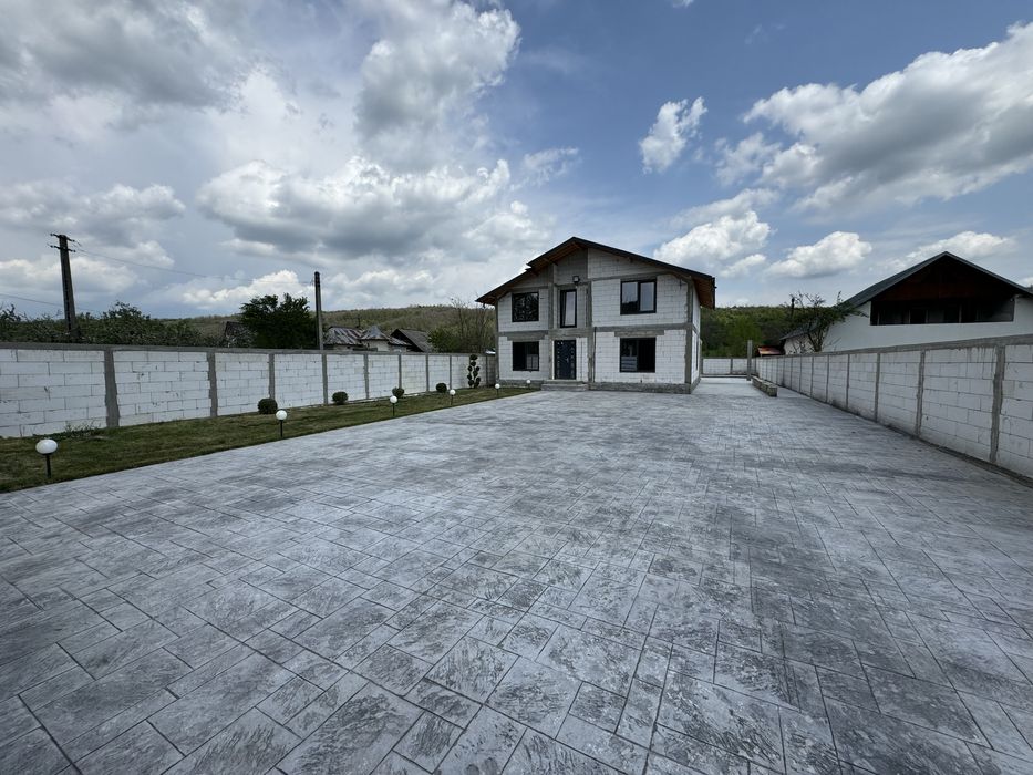 Vand casa 80% finalizata ! Proprietar !