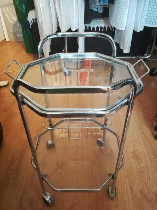 Bar din sticla si otel cromat