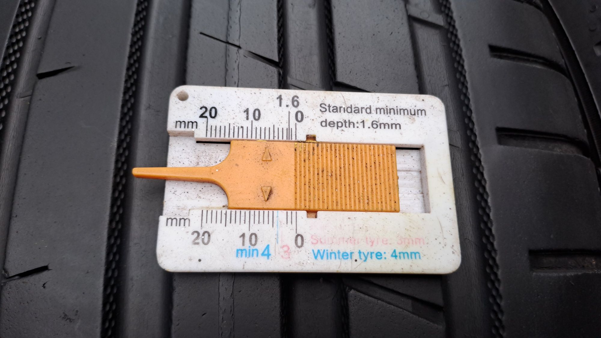 2бр. 225/45/17 Nokian Powerproof